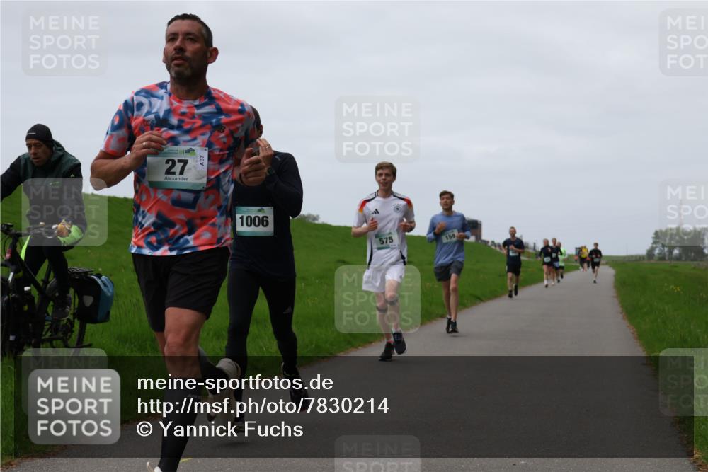 04.05.2025 - 8. Wedeler Halbmarathon Yannick Fuchs http://msf.ph/oto/7830214 04.05.2025 11:18:51 Laufen 27, 1006, 575, 159 meine-sportfotos.de