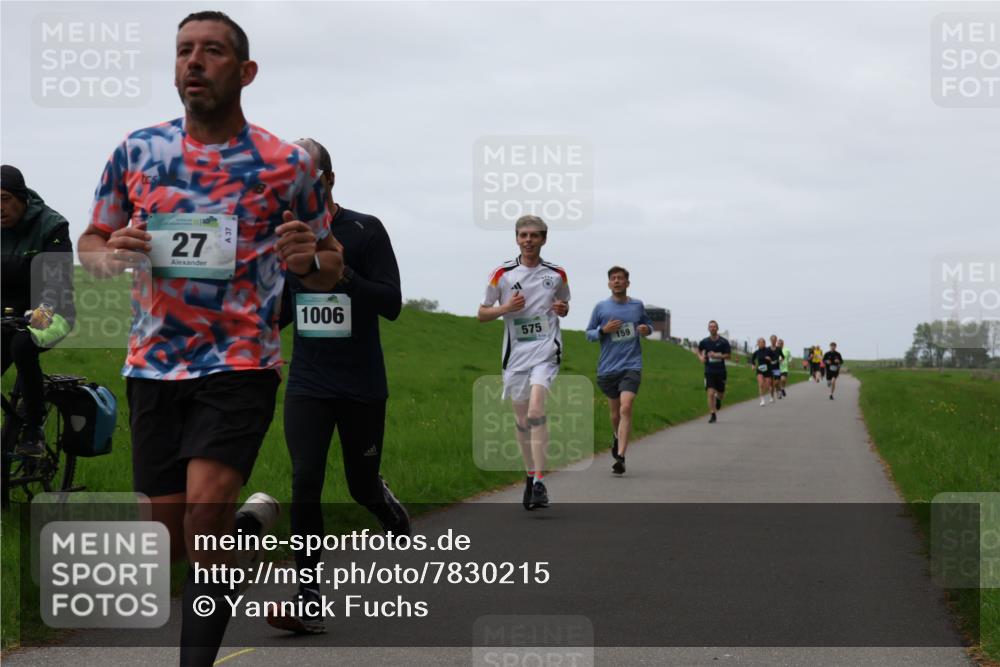 04.05.2025 - 8. Wedeler Halbmarathon Yannick Fuchs http://msf.ph/oto/7830215 04.05.2025 11:18:51 Laufen 27, 37, 1006, 575 meine-sportfotos.de