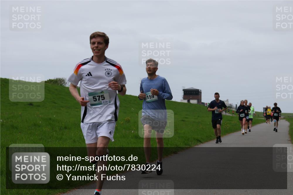 04.05.2025 - 8. Wedeler Halbmarathon Yannick Fuchs http://msf.ph/oto/7830224 04.05.2025 11:18:52 Laufen 575, 128, 159, 99 meine-sportfotos.de
