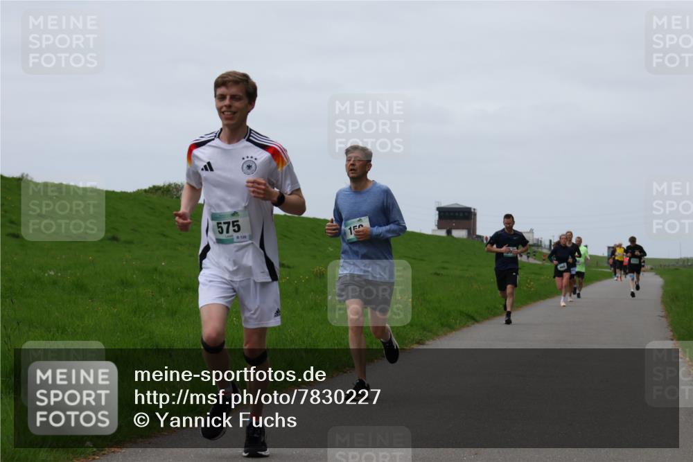 04.05.2025 - 8. Wedeler Halbmarathon Yannick Fuchs http://msf.ph/oto/7830227 04.05.2025 11:18:52 Laufen 575, 128, 150 meine-sportfotos.de