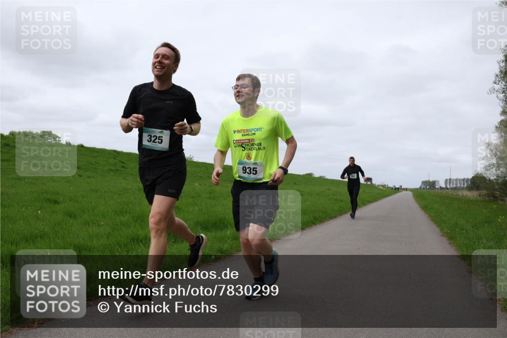 04.05.2025 - 8. Wedeler Halbmarathon Yannick Fuchs http://msf.ph/oto/7830299 04.05.2025 11:37:46 Laufen 325, 935 meine-sportfotos.de