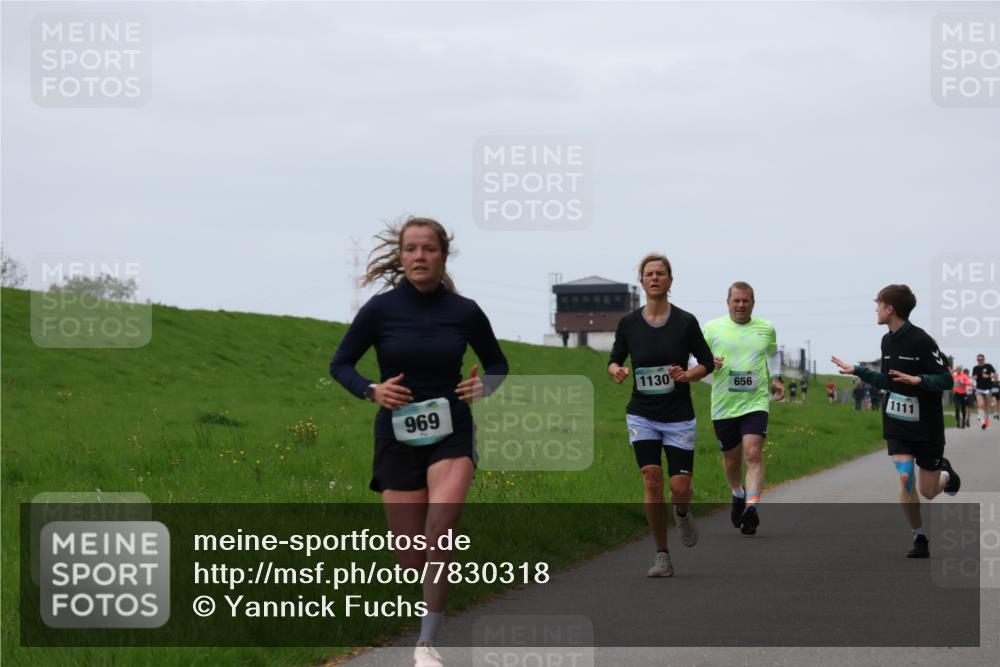 04.05.2025 - 8. Wedeler Halbmarathon Yannick Fuchs http://msf.ph/oto/7830318 04.05.2025 11:19:01 Laufen 969, 1130, 656, 1111 meine-sportfotos.de