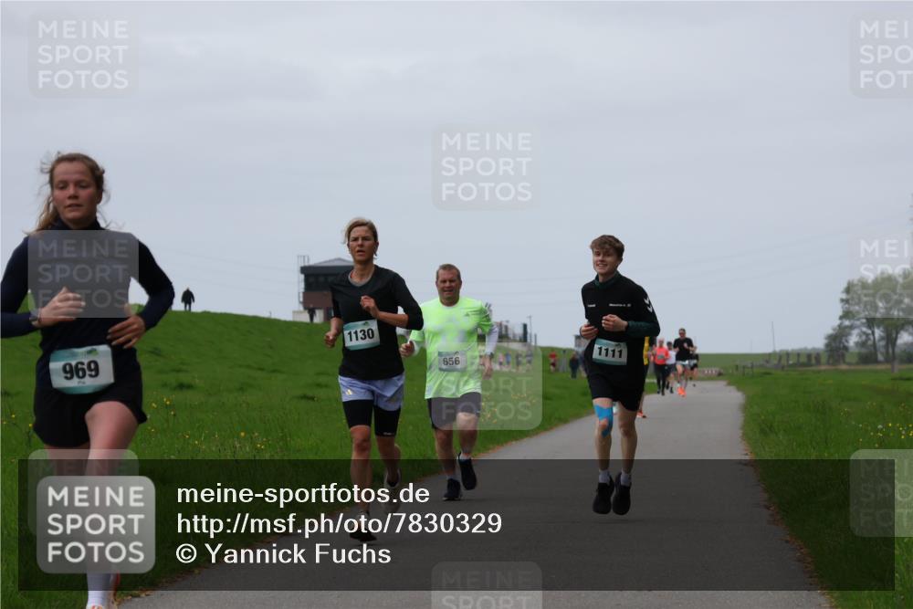 04.05.2025 - 8. Wedeler Halbmarathon Yannick Fuchs http://msf.ph/oto/7830329 04.05.2025 11:19:01 Laufen 969, 1130, 656, 1111 meine-sportfotos.de