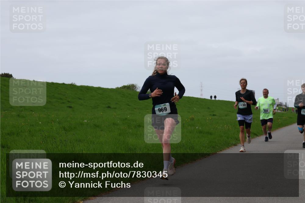 04.05.2025 - 8. Wedeler Halbmarathon Yannick Fuchs http://msf.ph/oto/7830345 04.05.2025 11:19:02 Laufen 969, 1130, 656 meine-sportfotos.de