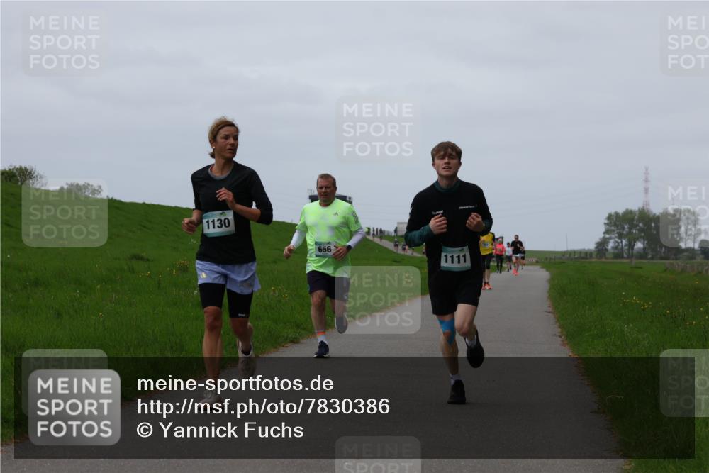 04.05.2025 - 8. Wedeler Halbmarathon Yannick Fuchs http://msf.ph/oto/7830386 04.05.2025 11:19:04 Laufen 1130, 656, 1111 meine-sportfotos.de