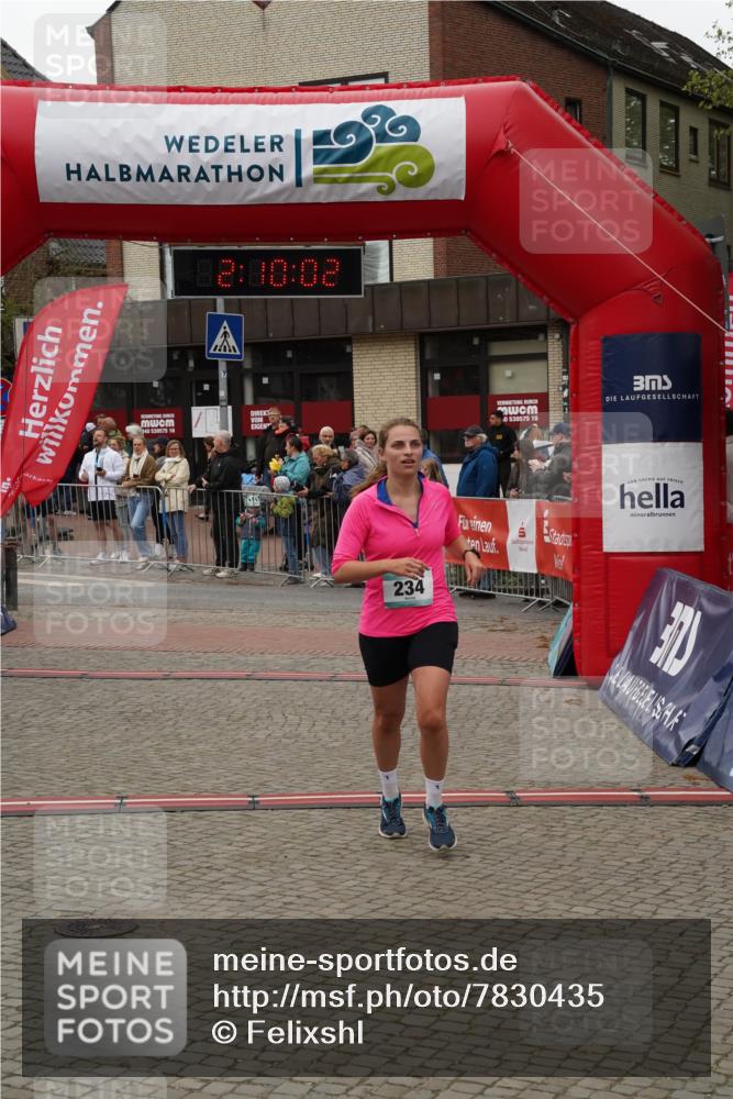 04.05.2025 - 8. Wedeler Halbmarathon Felixshl http://msf.ph/oto/7830435 04.05.2025 12:10:00 Ziel 234 meine-sportfotos.de