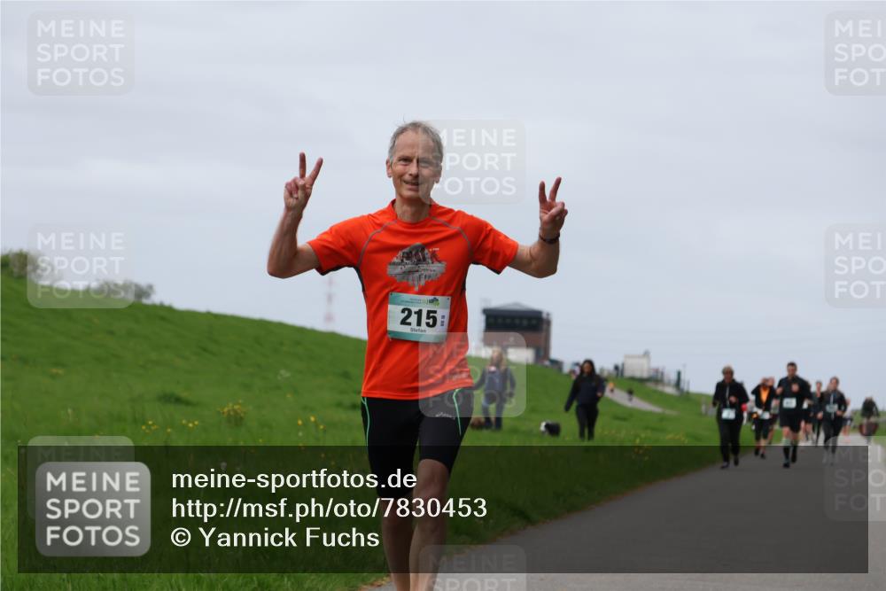 04.05.2025 - 8. Wedeler Halbmarathon Yannick Fuchs http://msf.ph/oto/7830453 04.05.2025 11:38:47 Laufen 215 meine-sportfotos.de