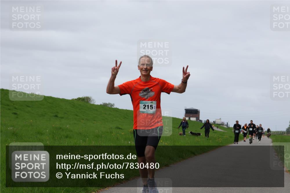 04.05.2025 - 8. Wedeler Halbmarathon Yannick Fuchs http://msf.ph/oto/7830480 04.05.2025 11:38:48 Laufen 215 meine-sportfotos.de