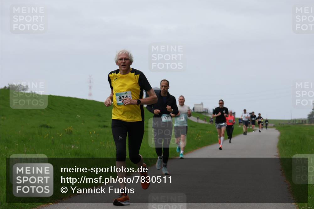 04.05.2025 - 8. Wedeler Halbmarathon Yannick Fuchs http://msf.ph/oto/7830511 04.05.2025 11:19:18 Laufen 924, 177, 289 meine-sportfotos.de