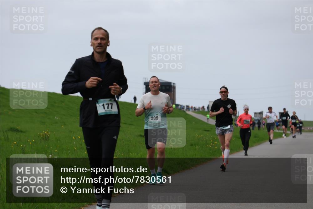 04.05.2025 - 8. Wedeler Halbmarathon Yannick Fuchs http://msf.ph/oto/7830561 04.05.2025 11:19:21 Laufen 177, 289, 1108 meine-sportfotos.de