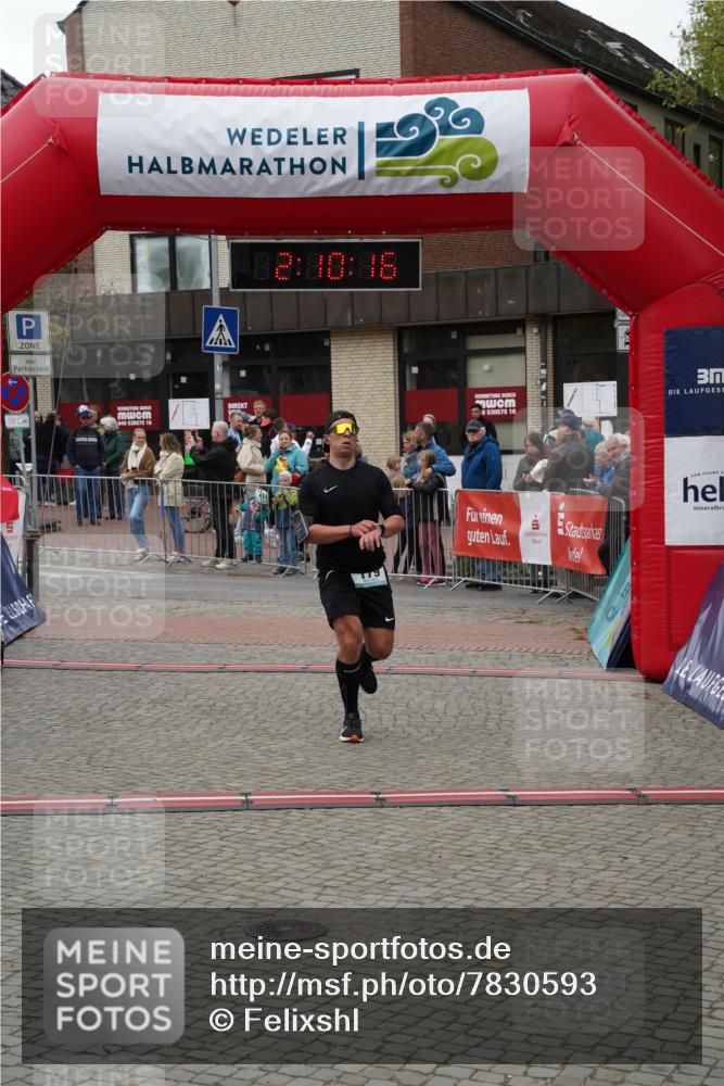 04.05.2025 - 8. Wedeler Halbmarathon Felixshl http://msf.ph/oto/7830593 04.05.2025 12:10:14 Ziel 173, 179 meine-sportfotos.de