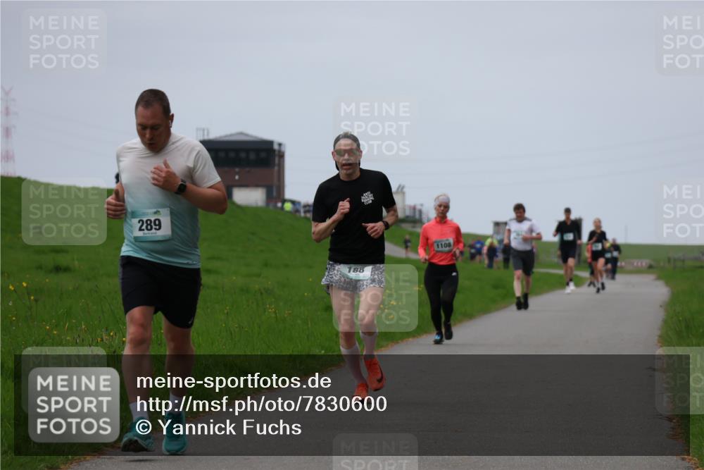 04.05.2025 - 8. Wedeler Halbmarathon Yannick Fuchs http://msf.ph/oto/7830600 04.05.2025 11:19:23 Laufen 289, 188, 1108 meine-sportfotos.de