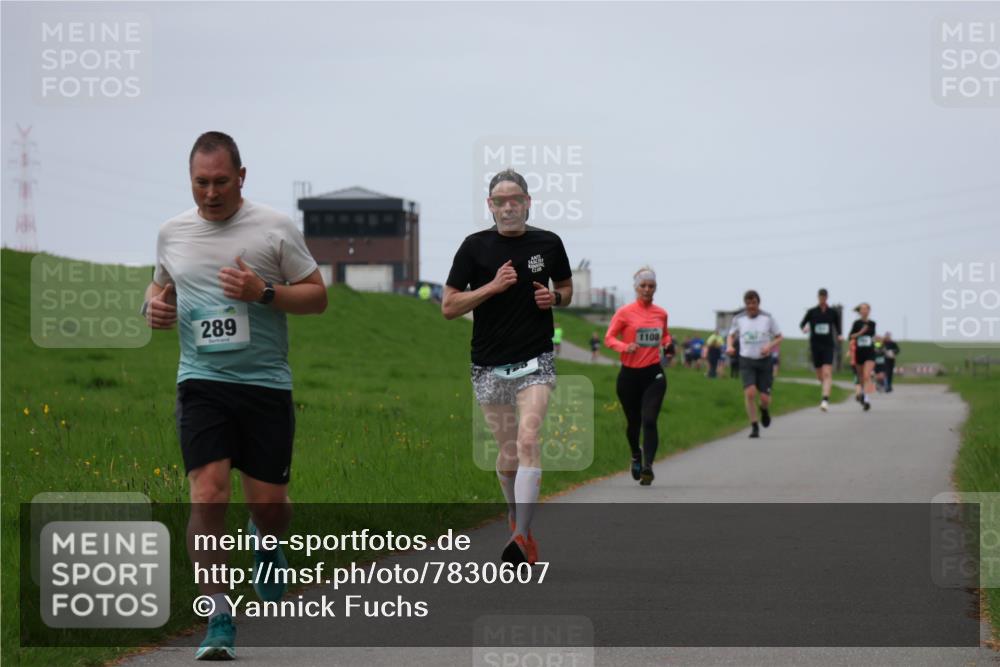 04.05.2025 - 8. Wedeler Halbmarathon Yannick Fuchs http://msf.ph/oto/7830607 04.05.2025 11:19:23 Laufen 289, 1108 meine-sportfotos.de