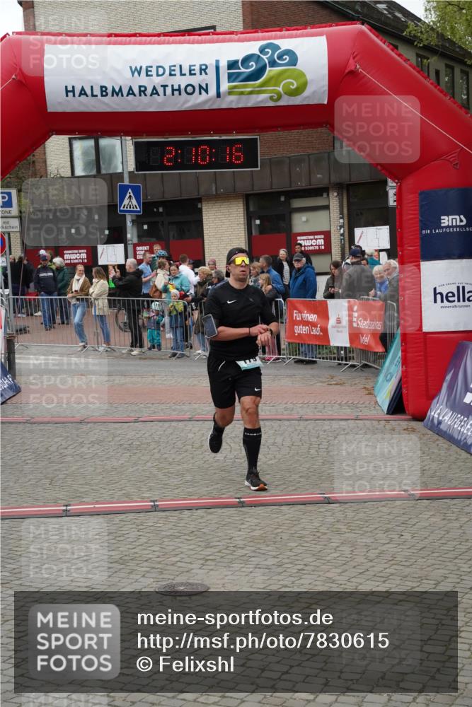04.05.2025 - 8. Wedeler Halbmarathon Felixshl http://msf.ph/oto/7830615 04.05.2025 12:10:14 Ziel 173, 179 meine-sportfotos.de