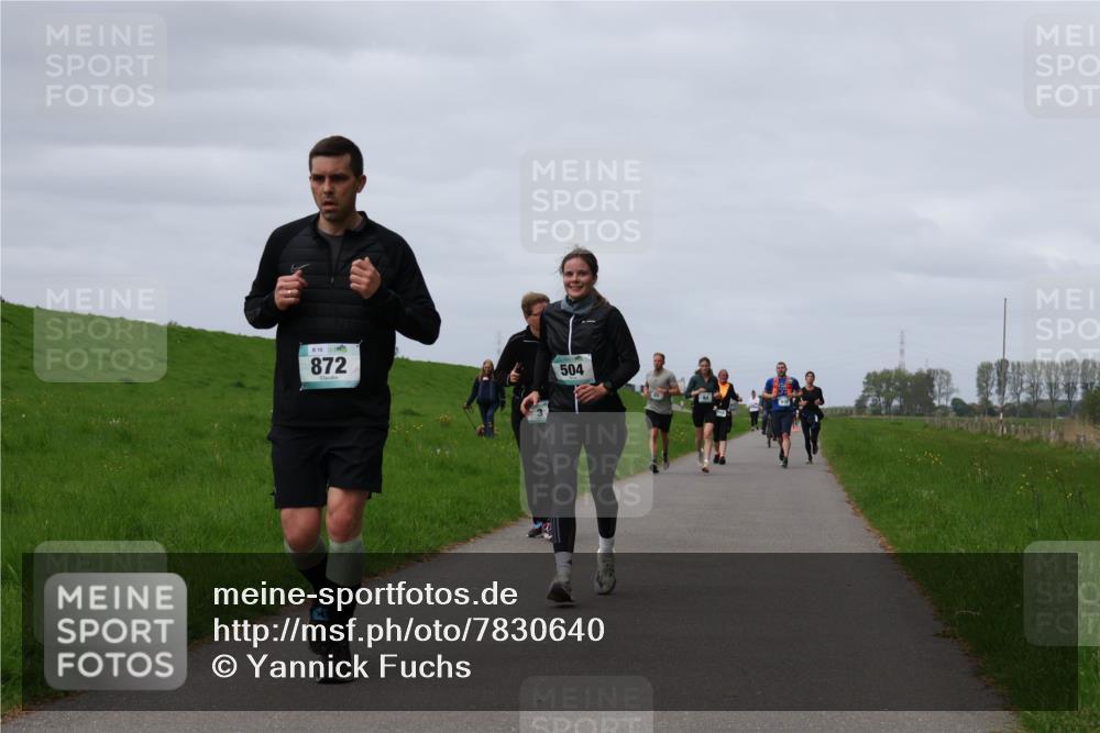 04.05.2025 - 8. Wedeler Halbmarathon Yannick Fuchs http://msf.ph/oto/7830640 04.05.2025 11:39:05 Laufen 8, 10, 872, 504 meine-sportfotos.de
