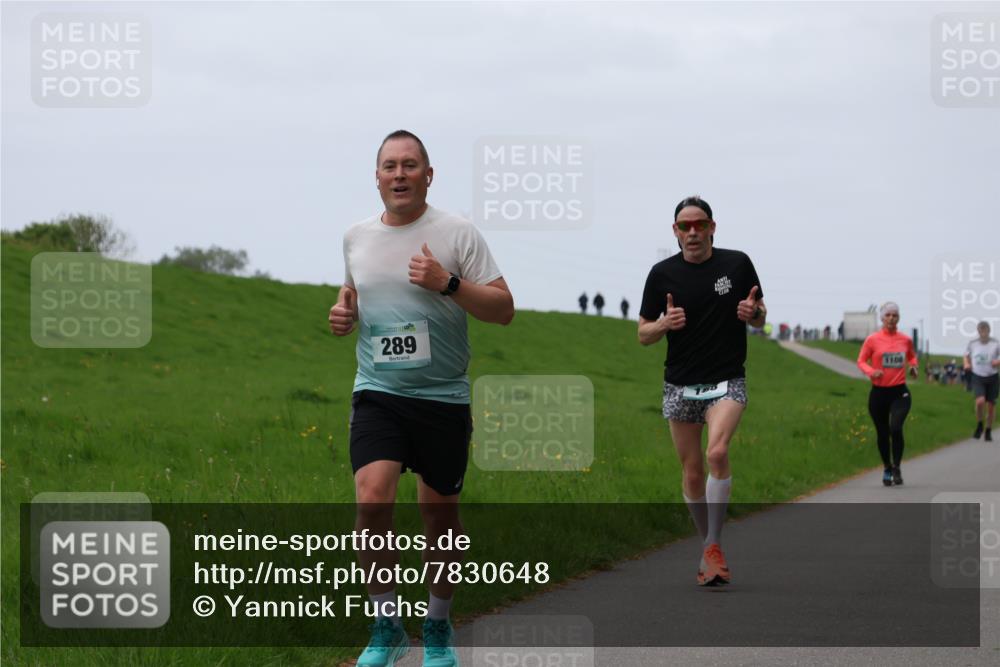 04.05.2025 - 8. Wedeler Halbmarathon Yannick Fuchs http://msf.ph/oto/7830648 04.05.2025 11:19:25 Laufen 289, 1108 meine-sportfotos.de