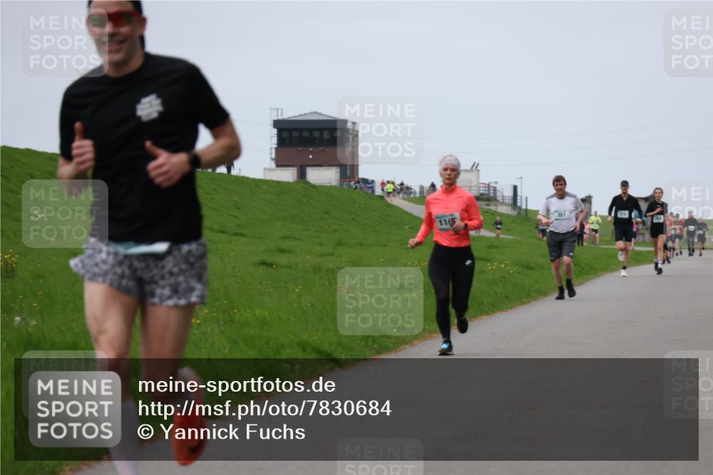 04.05.2025 - 8. Wedeler Halbmarathon Yannick Fuchs http://msf.ph/oto/7830684 04.05.2025 11:19:27 Laufen 110 meine-sportfotos.de