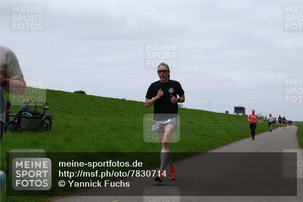 04.05.2025 - 8. Wedeler Halbmarathon Yannick Fuchs http://msf.ph/oto/7830714 04.05.2025 11:19:28 Laufen  meine-sportfotos.de