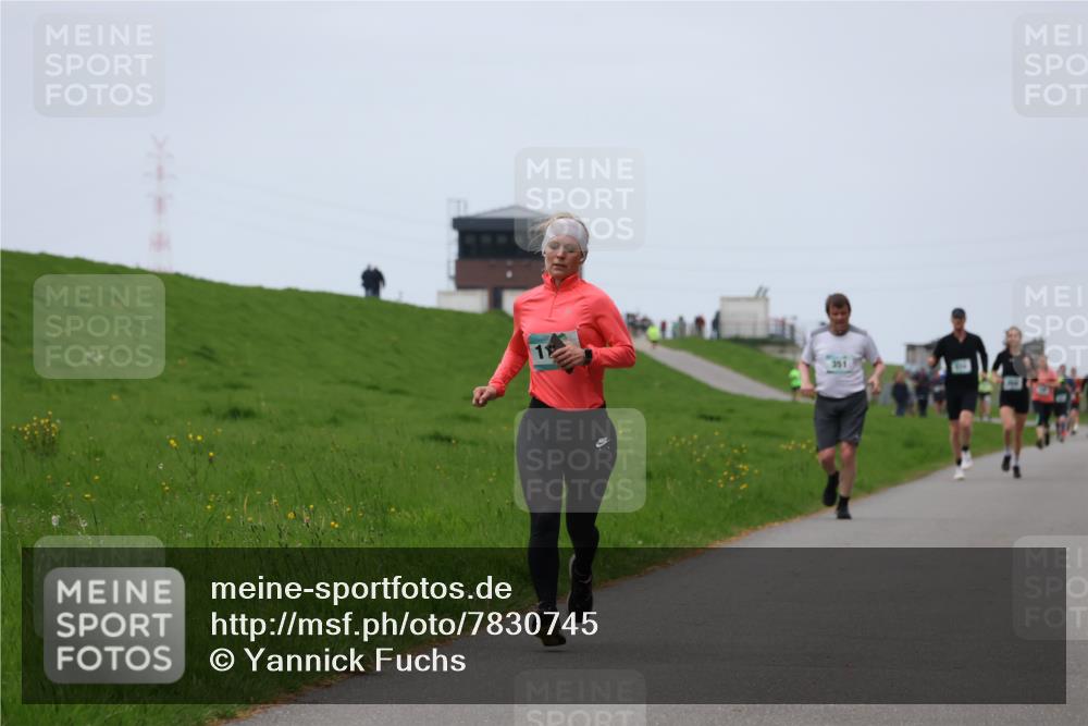 04.05.2025 - 8. Wedeler Halbmarathon Yannick Fuchs http://msf.ph/oto/7830745 04.05.2025 11:19:30 Laufen  meine-sportfotos.de