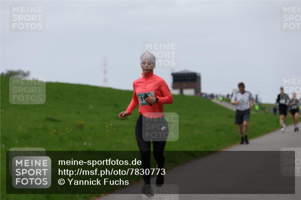 04.05.2025 - 8. Wedeler Halbmarathon Yannick Fuchs http://msf.ph/oto/7830773 04.05.2025 11:19:32 Laufen  meine-sportfotos.de
