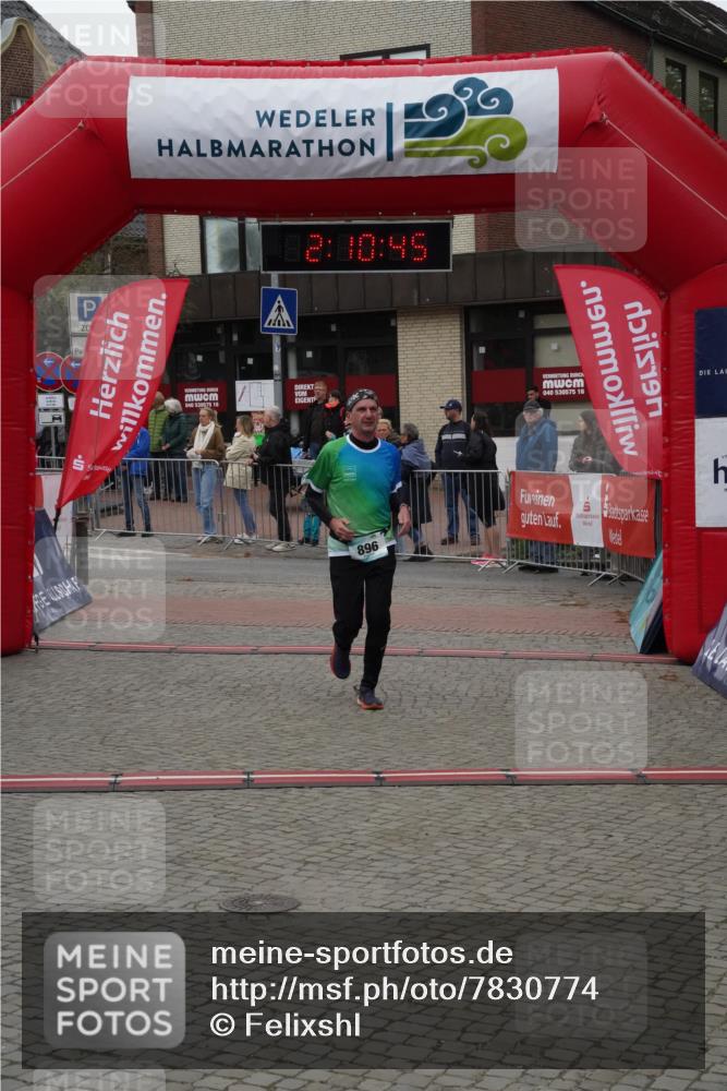 04.05.2025 - 8. Wedeler Halbmarathon Felixshl http://msf.ph/oto/7830774 04.05.2025 12:10:43 Ziel 896 meine-sportfotos.de