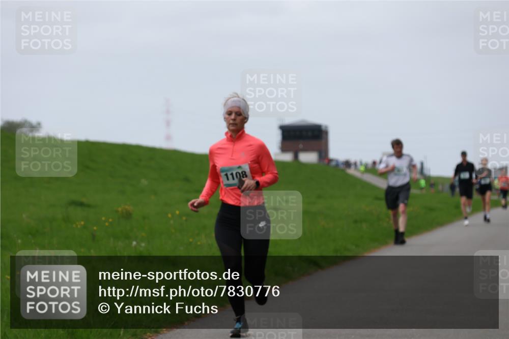 04.05.2025 - 8. Wedeler Halbmarathon Yannick Fuchs http://msf.ph/oto/7830776 04.05.2025 11:19:33 Laufen 1108 meine-sportfotos.de