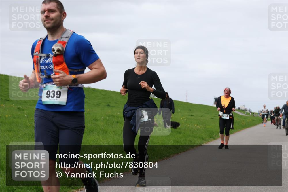 04.05.2025 - 8. Wedeler Halbmarathon Yannick Fuchs http://msf.ph/oto/7830804 04.05.2025 11:39:15 Laufen 939, 763 meine-sportfotos.de