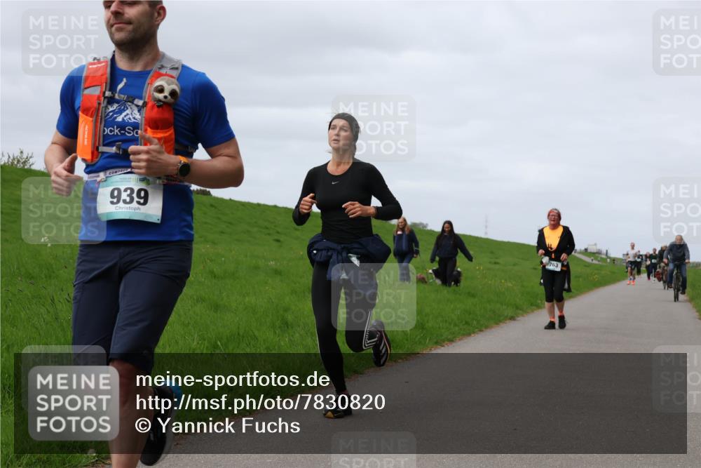 04.05.2025 - 8. Wedeler Halbmarathon Yannick Fuchs http://msf.ph/oto/7830820 04.05.2025 11:39:16 Laufen 939, 763 meine-sportfotos.de