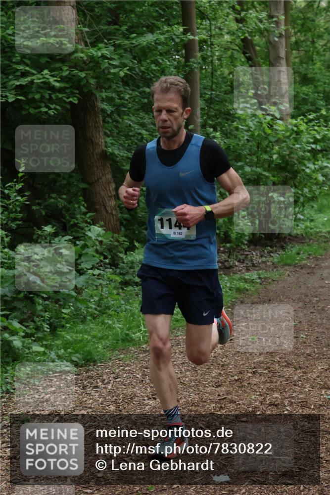 04.05.2025 - 8. Wedeler Halbmarathon Lena Gebhardt http://msf.ph/oto/7830822 04.05.2025 11:15:58 Laufen 114, 162 meine-sportfotos.de