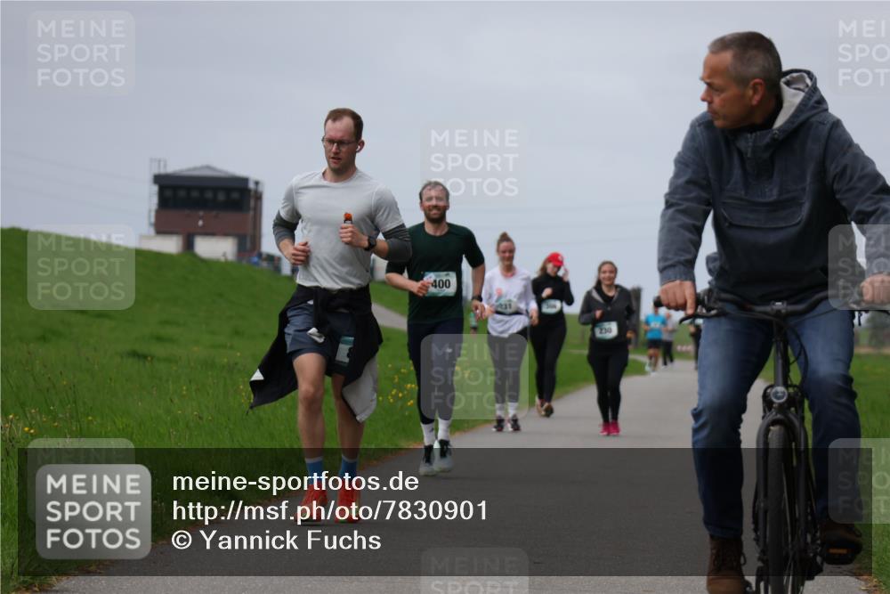 04.05.2025 - 8. Wedeler Halbmarathon Yannick Fuchs http://msf.ph/oto/7830901 04.05.2025 11:39:25 Laufen 400, 230 meine-sportfotos.de