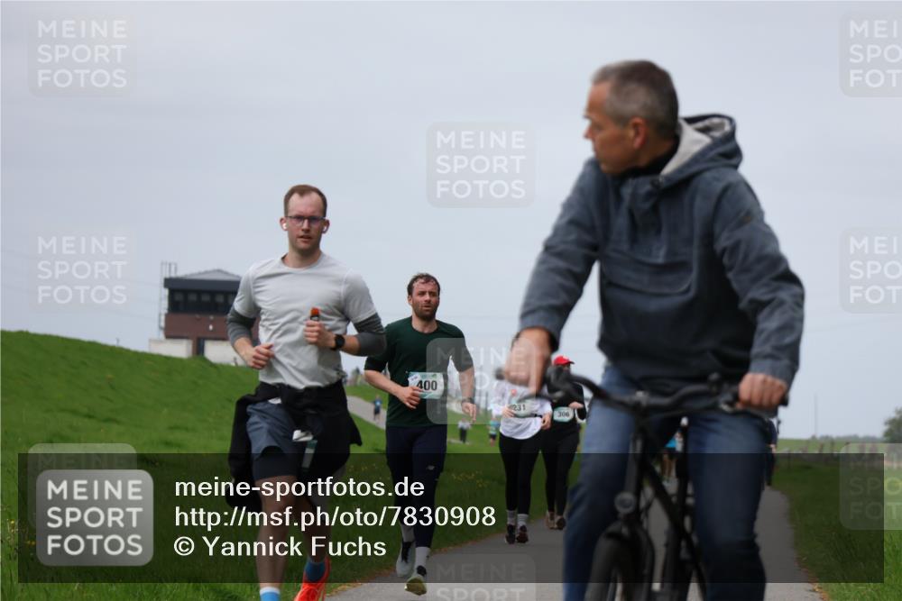 04.05.2025 - 8. Wedeler Halbmarathon Yannick Fuchs http://msf.ph/oto/7830908 04.05.2025 11:39:26 Laufen 400, 231, 306 meine-sportfotos.de