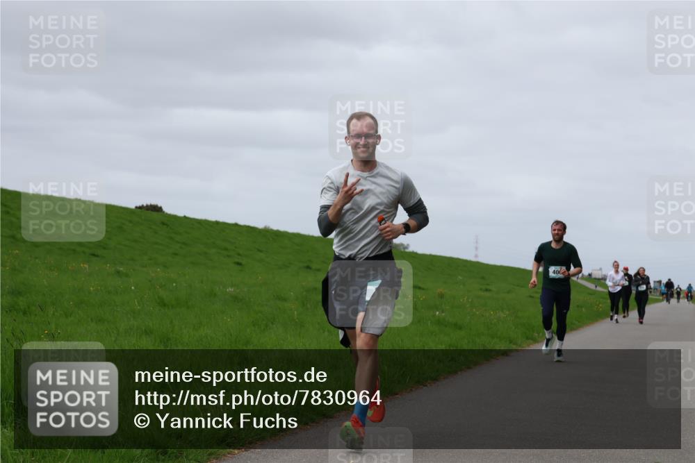 04.05.2025 - 8. Wedeler Halbmarathon Yannick Fuchs http://msf.ph/oto/7830964 04.05.2025 11:39:30 Laufen 400 meine-sportfotos.de