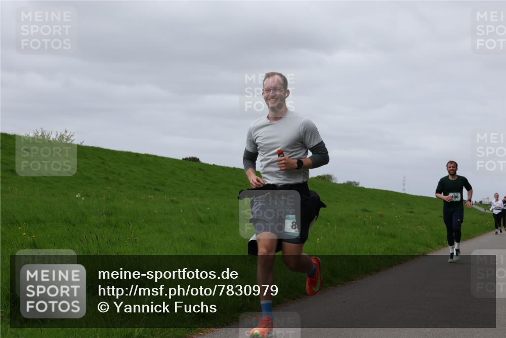 04.05.2025 - 8. Wedeler Halbmarathon Yannick Fuchs http://msf.ph/oto/7830979 04.05.2025 11:39:31 Laufen 400 meine-sportfotos.de