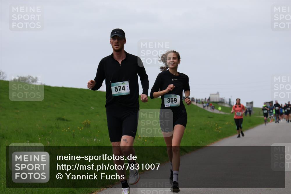 04.05.2025 - 8. Wedeler Halbmarathon Yannick Fuchs http://msf.ph/oto/7831007 04.05.2025 11:19:49 Laufen 574, 359, 126 meine-sportfotos.de