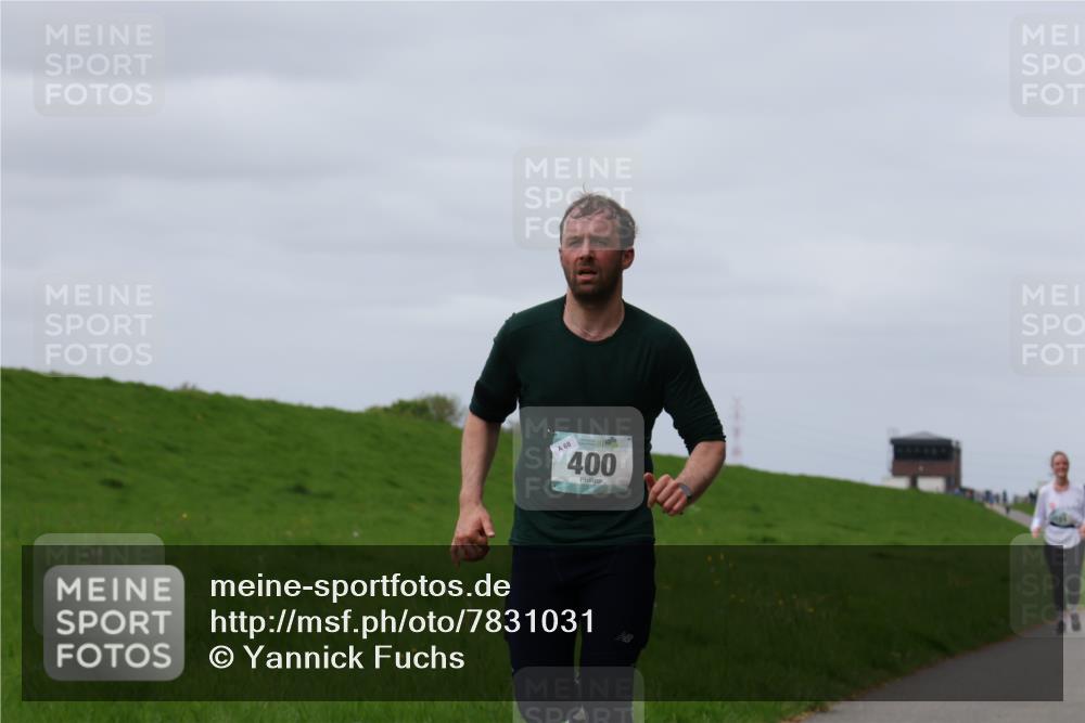 04.05.2025 - 8. Wedeler Halbmarathon Yannick Fuchs http://msf.ph/oto/7831031 04.05.2025 11:39:33 Laufen 68, 400 meine-sportfotos.de