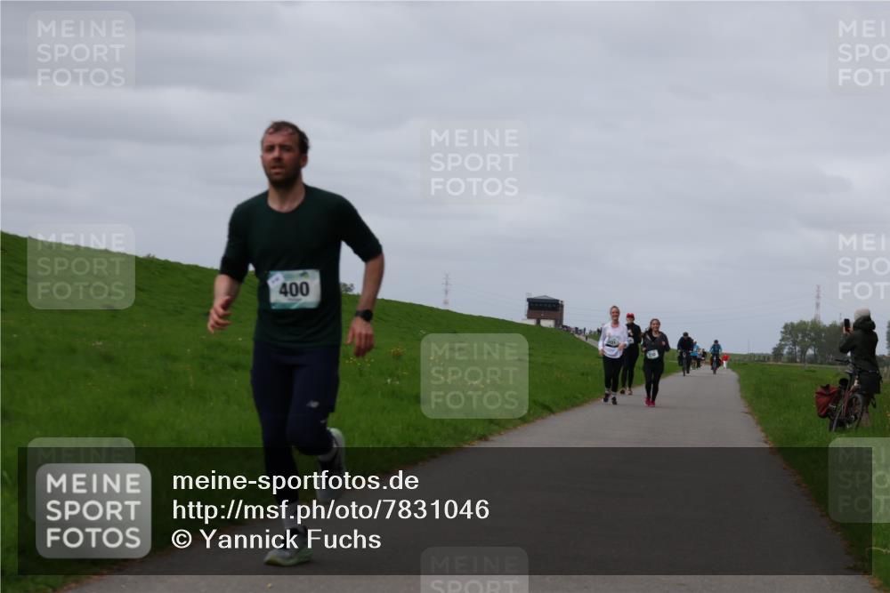 04.05.2025 - 8. Wedeler Halbmarathon Yannick Fuchs http://msf.ph/oto/7831046 04.05.2025 11:39:33 Laufen 400 meine-sportfotos.de