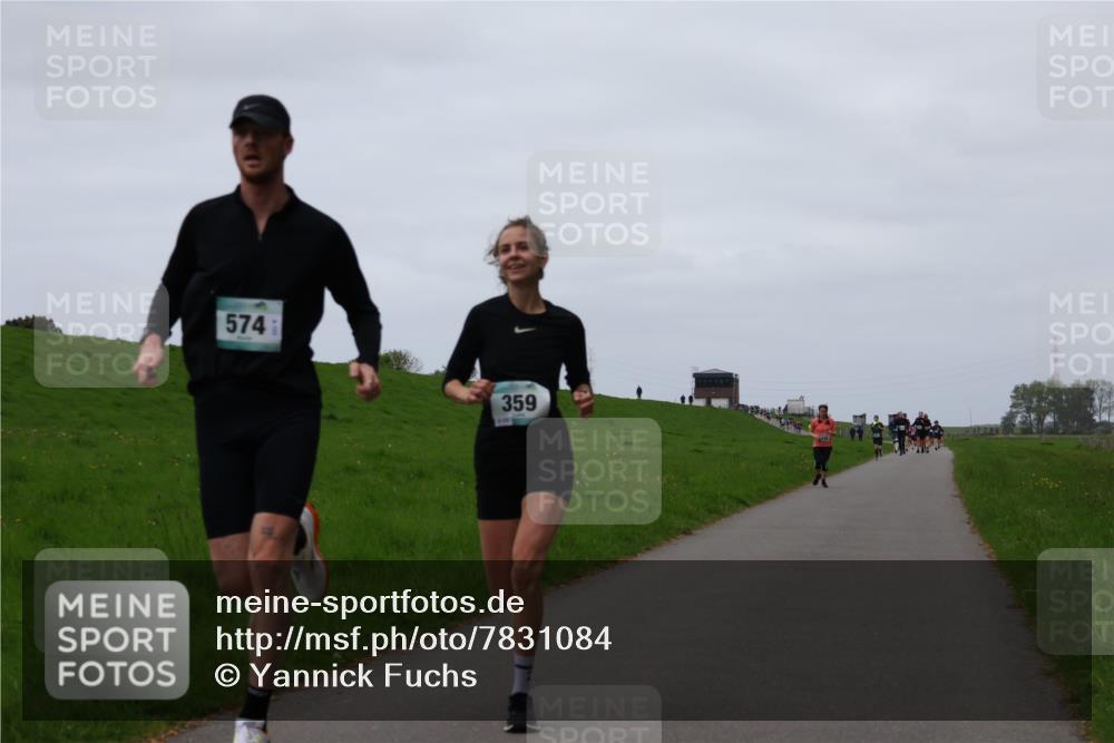 04.05.2025 - 8. Wedeler Halbmarathon Yannick Fuchs http://msf.ph/oto/7831084 04.05.2025 11:19:52 Laufen 574, 359 meine-sportfotos.de