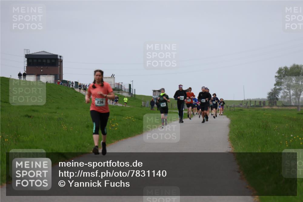 04.05.2025 - 8. Wedeler Halbmarathon Yannick Fuchs http://msf.ph/oto/7831140 04.05.2025 11:19:54 Laufen 236, 354, 1160 meine-sportfotos.de