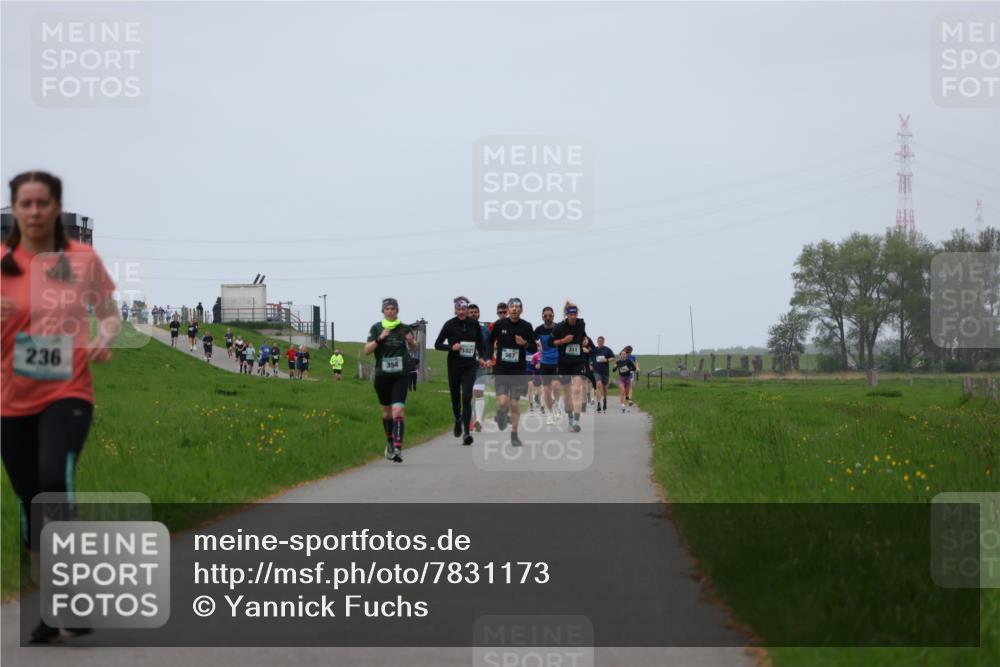 04.05.2025 - 8. Wedeler Halbmarathon Yannick Fuchs http://msf.ph/oto/7831173 04.05.2025 11:19:59 Laufen 236, 1027, 311, 567, 354 meine-sportfotos.de