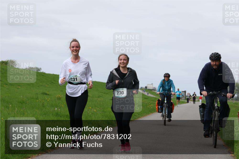 04.05.2025 - 8. Wedeler Halbmarathon Yannick Fuchs http://msf.ph/oto/7831202 04.05.2025 11:39:44 Laufen 231, 230 meine-sportfotos.de