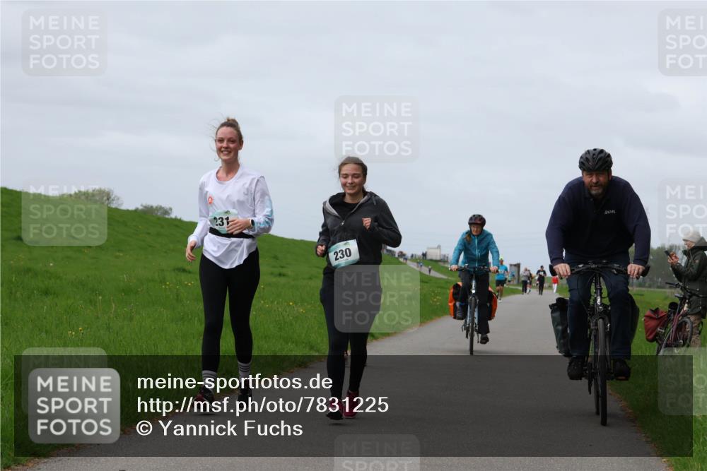 04.05.2025 - 8. Wedeler Halbmarathon Yannick Fuchs http://msf.ph/oto/7831225 04.05.2025 11:39:44 Laufen 231, 230 meine-sportfotos.de