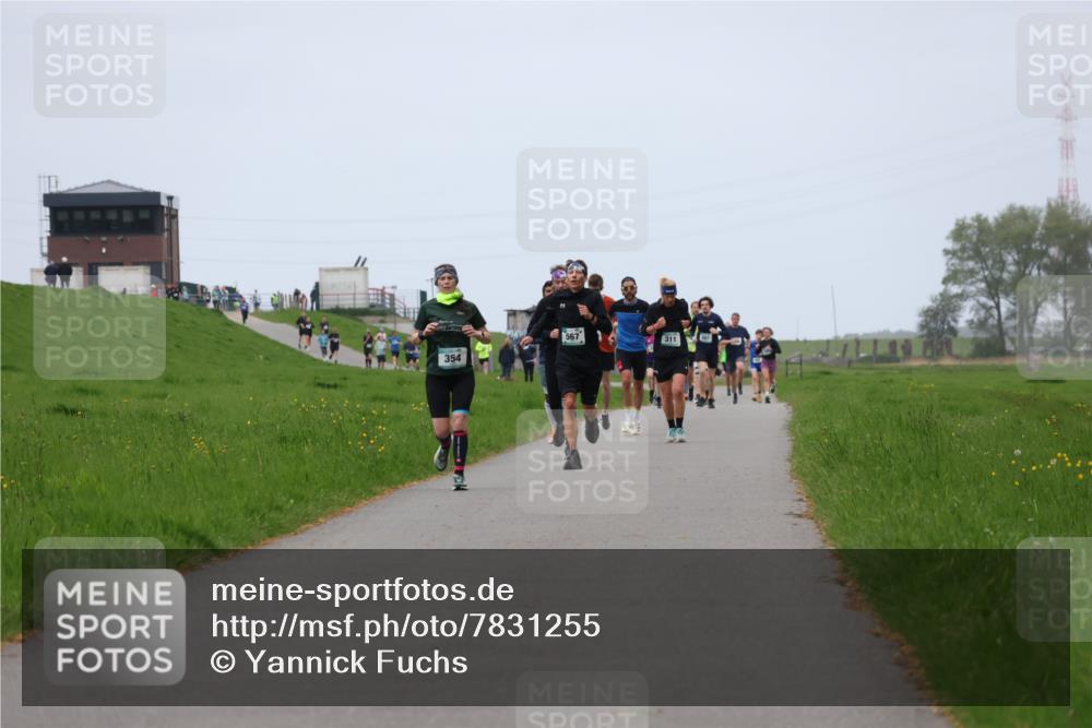 04.05.2025 - 8. Wedeler Halbmarathon Yannick Fuchs http://msf.ph/oto/7831255 04.05.2025 11:20:03 Laufen  meine-sportfotos.de