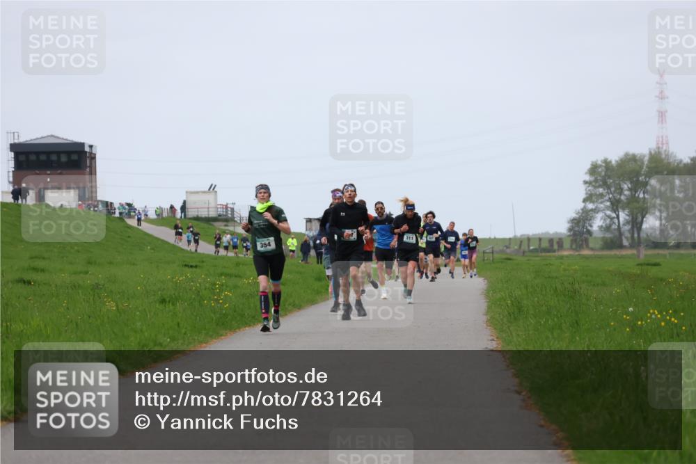 04.05.2025 - 8. Wedeler Halbmarathon Yannick Fuchs http://msf.ph/oto/7831264 04.05.2025 11:20:03 Laufen  meine-sportfotos.de