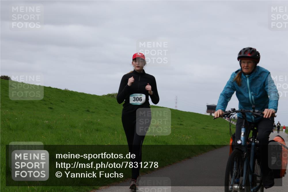 04.05.2025 - 8. Wedeler Halbmarathon Yannick Fuchs http://msf.ph/oto/7831278 04.05.2025 11:39:49 Laufen 306 meine-sportfotos.de