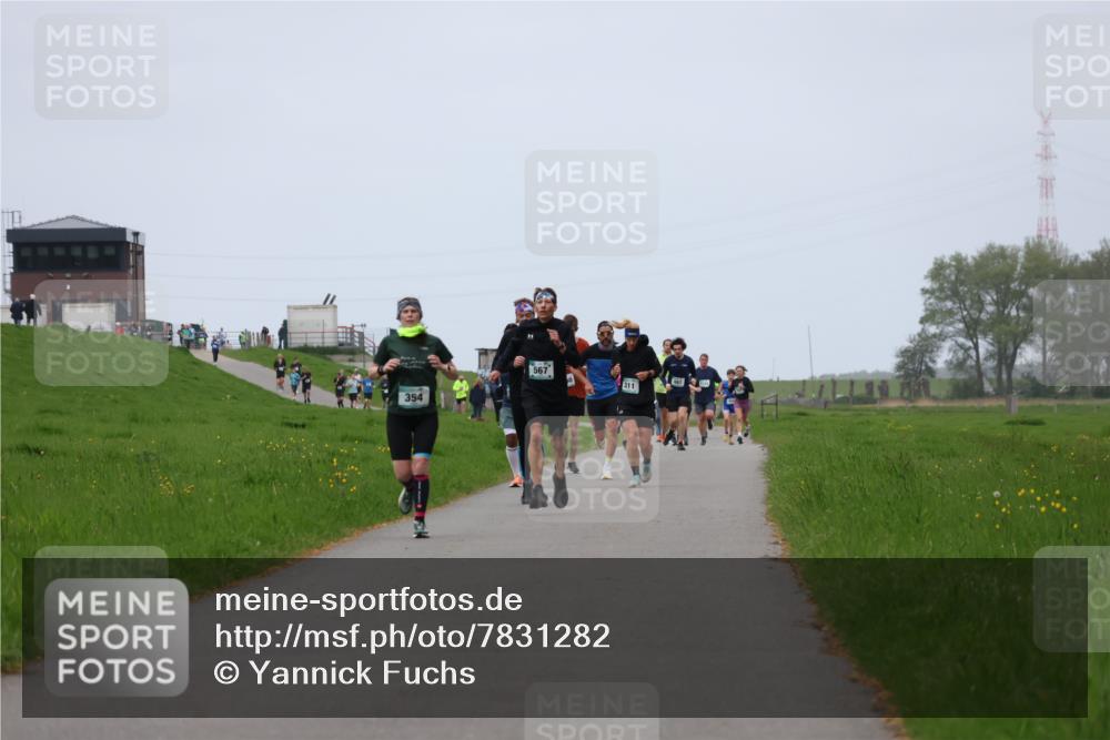 04.05.2025 - 8. Wedeler Halbmarathon Yannick Fuchs http://msf.ph/oto/7831282 04.05.2025 11:20:04 Laufen  meine-sportfotos.de