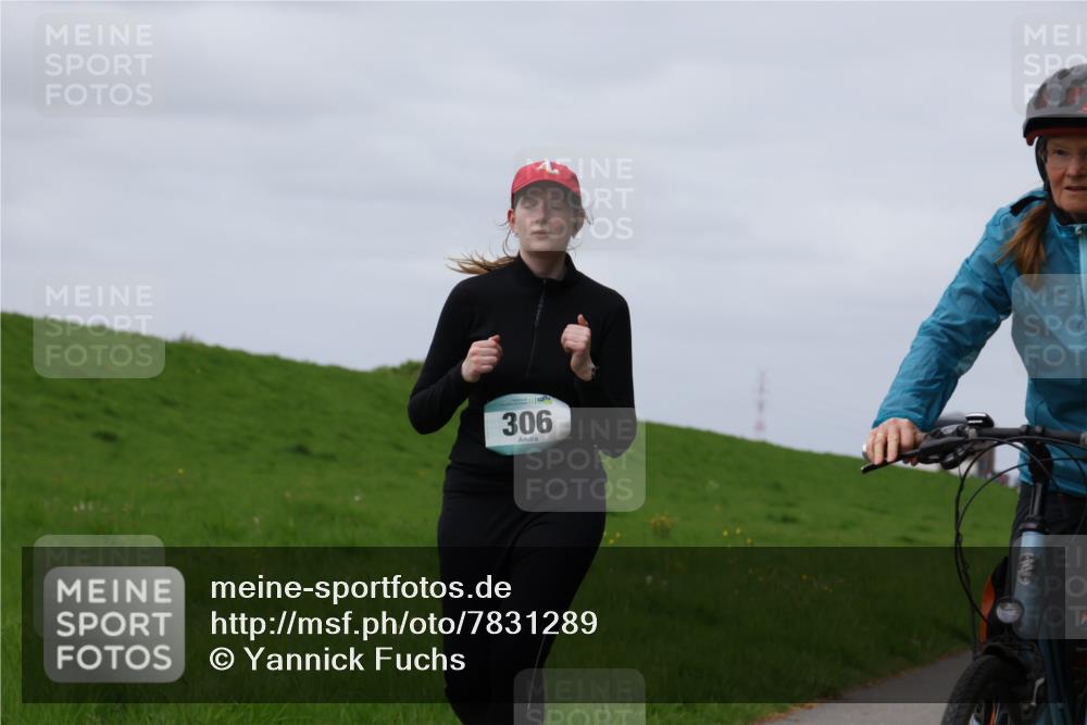 04.05.2025 - 8. Wedeler Halbmarathon Yannick Fuchs http://msf.ph/oto/7831289 04.05.2025 11:39:49 Laufen 306 meine-sportfotos.de