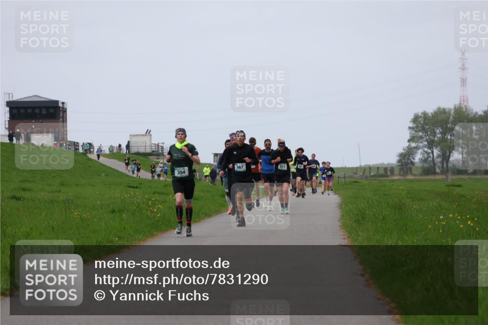 04.05.2025 - 8. Wedeler Halbmarathon Yannick Fuchs http://msf.ph/oto/7831290 04.05.2025 11:20:04 Laufen 567, 311, 354 meine-sportfotos.de