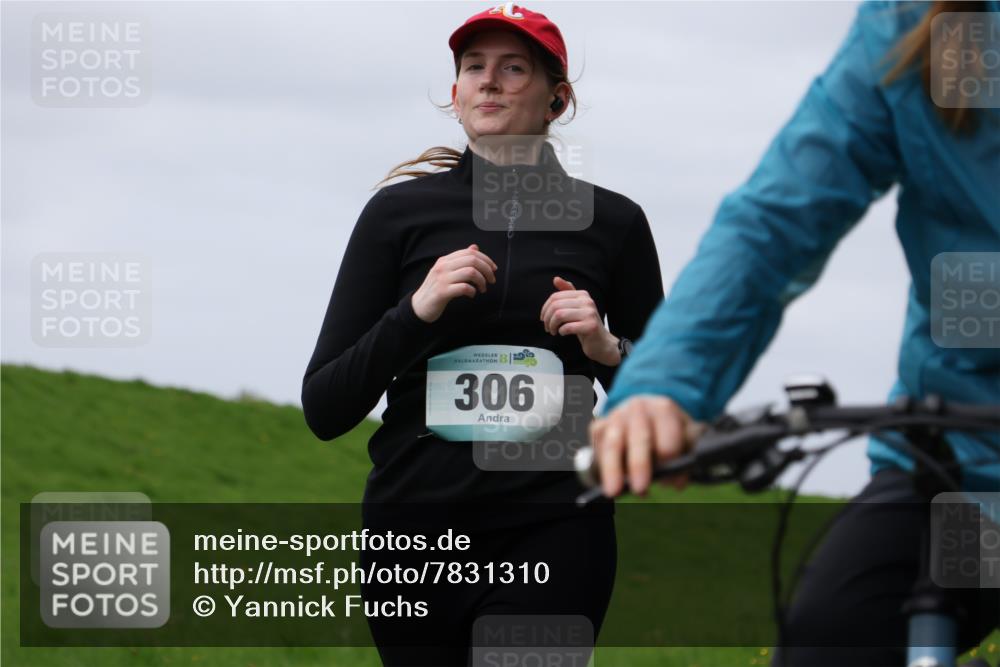 04.05.2025 - 8. Wedeler Halbmarathon Yannick Fuchs http://msf.ph/oto/7831310 04.05.2025 11:39:50 Laufen 306 meine-sportfotos.de