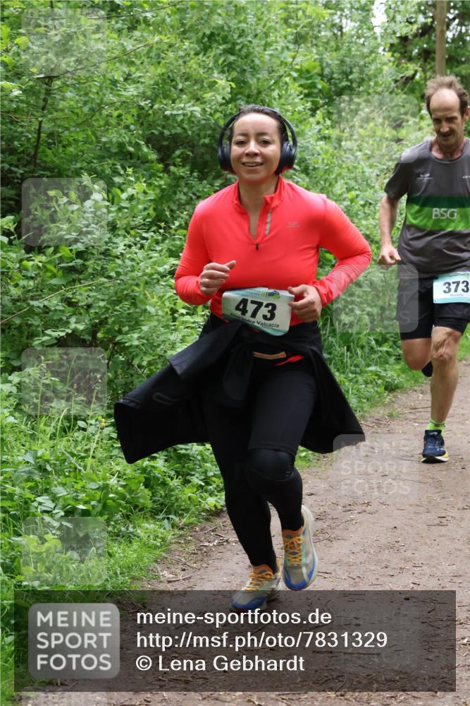 04.05.2025 - 8. Wedeler Halbmarathon Lena Gebhardt http://msf.ph/oto/7831329 04.05.2025 11:17:46 Laufen 13, 2020, 473, 373 meine-sportfotos.de