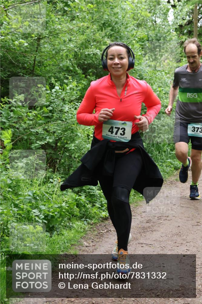04.05.2025 - 8. Wedeler Halbmarathon Lena Gebhardt http://msf.ph/oto/7831332 04.05.2025 11:17:46 Laufen 473, 373 meine-sportfotos.de